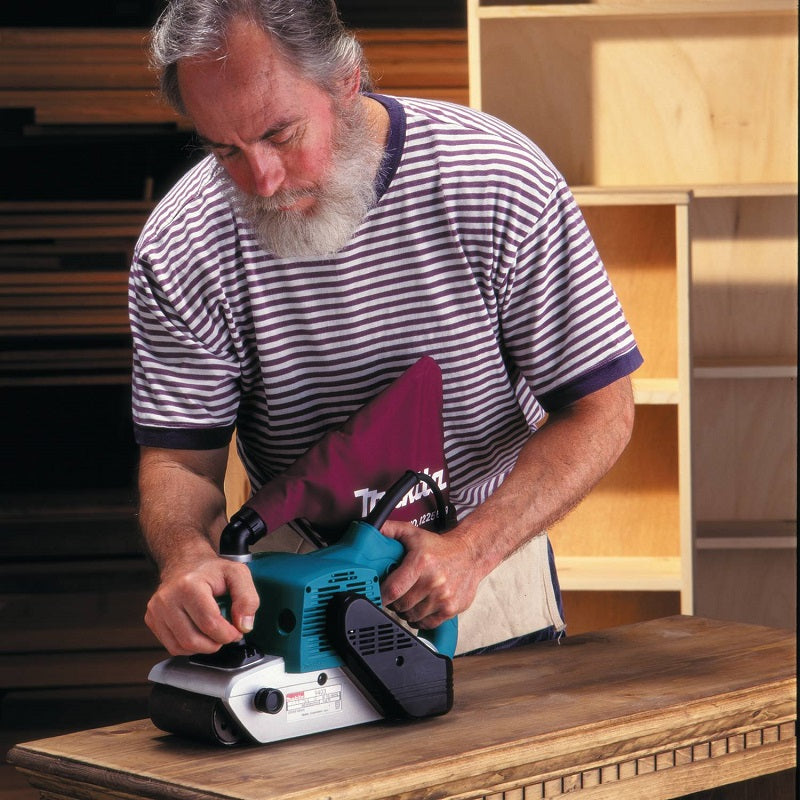 Makita Ponceuse à bande 4" X 24" 9403