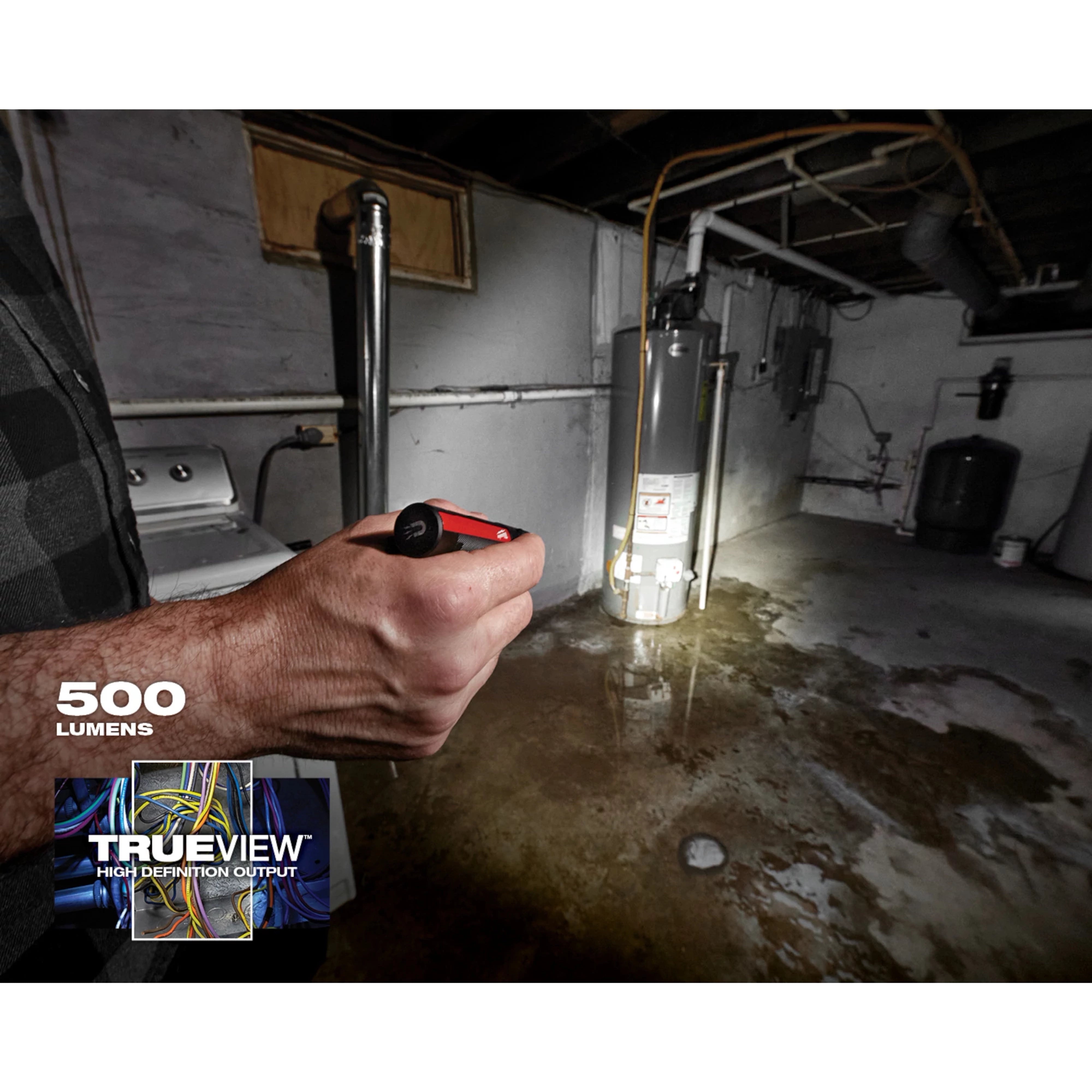 Milwaukee Milwaukee® Lampe de poche rechargeable 500L à usage quotidien avec aimant 2011R