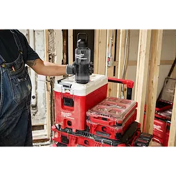 Milwaukee Bouteille PACKOUT™ 48 oz avec couvercle à gorgée 48-22-8373B