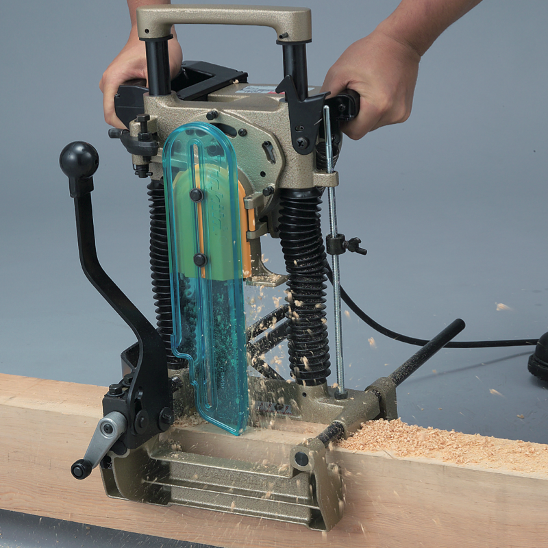 Makita Mortaiseuse à chaîne 7104L