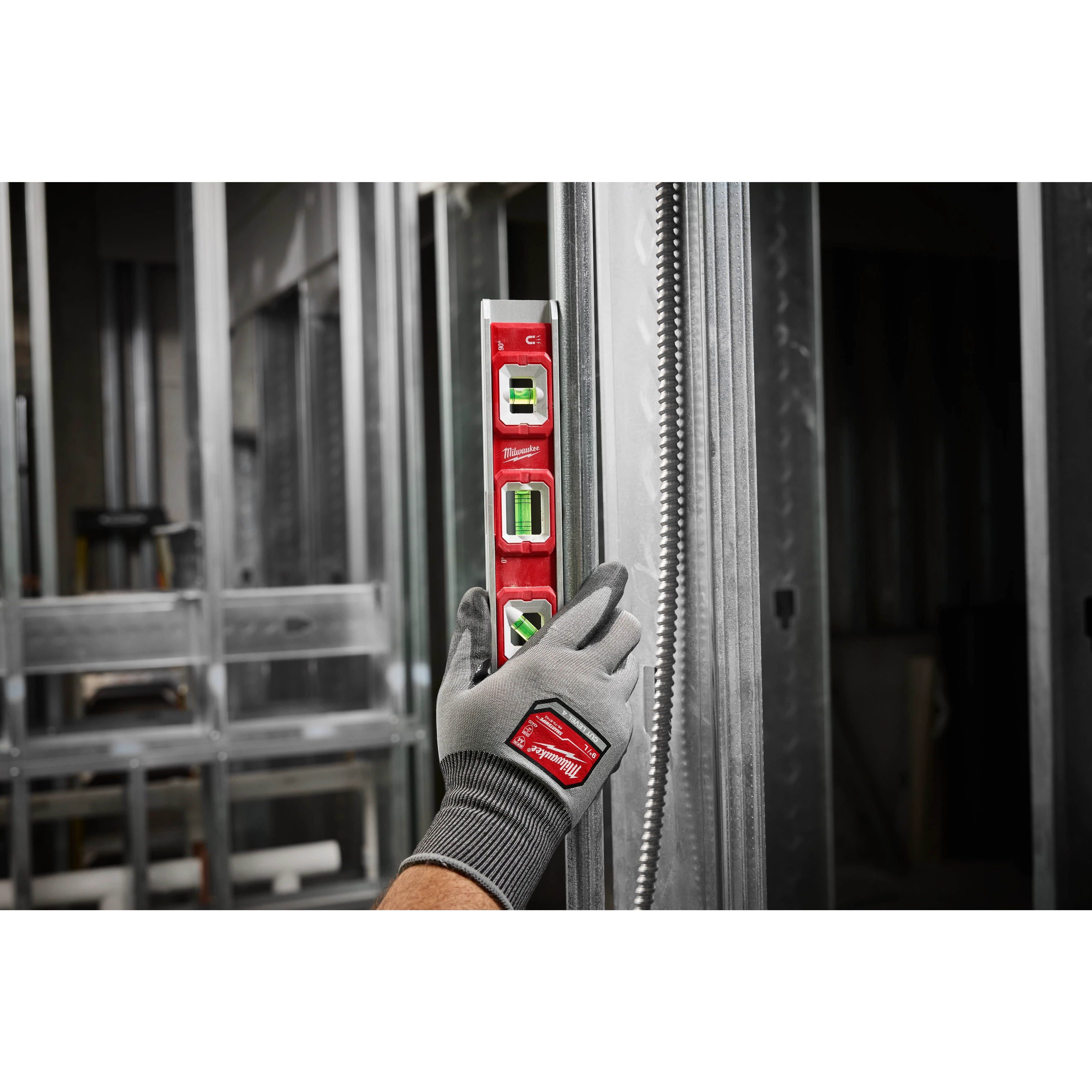 Milwaukee 10" Torpedo Level 48-22-5106