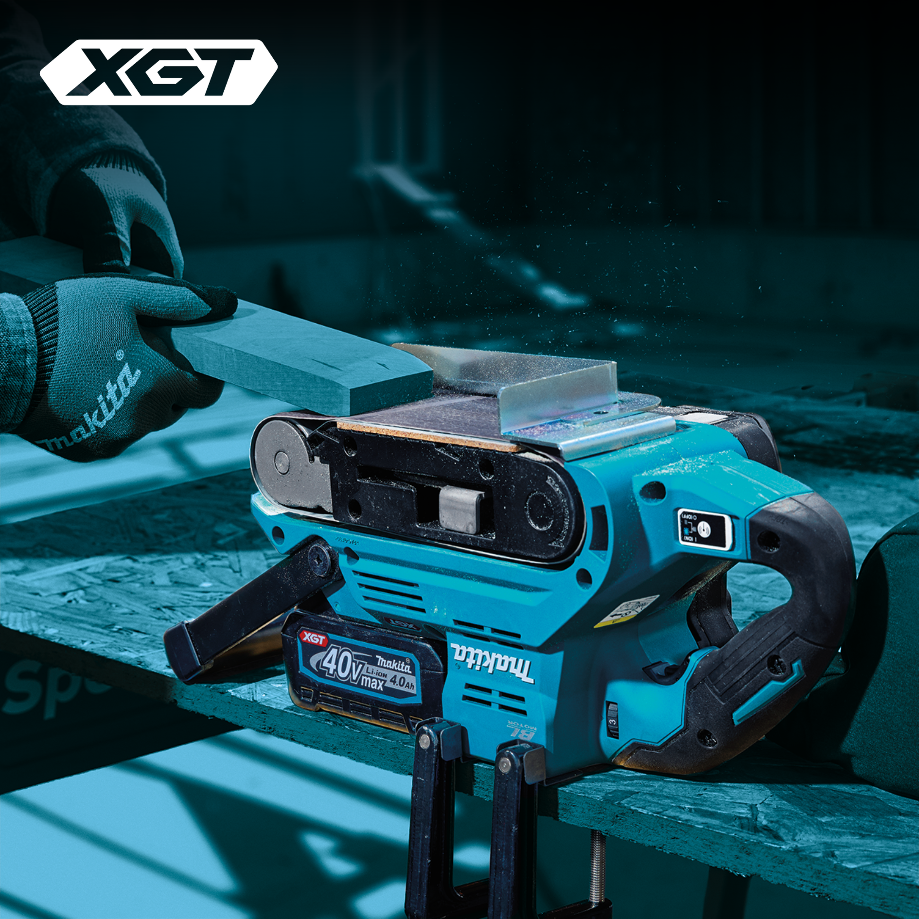 Makita Ponceuse à bande 3" x 21" sans balais 40Vmax XGT avec AWS, outil seul BS001GZ