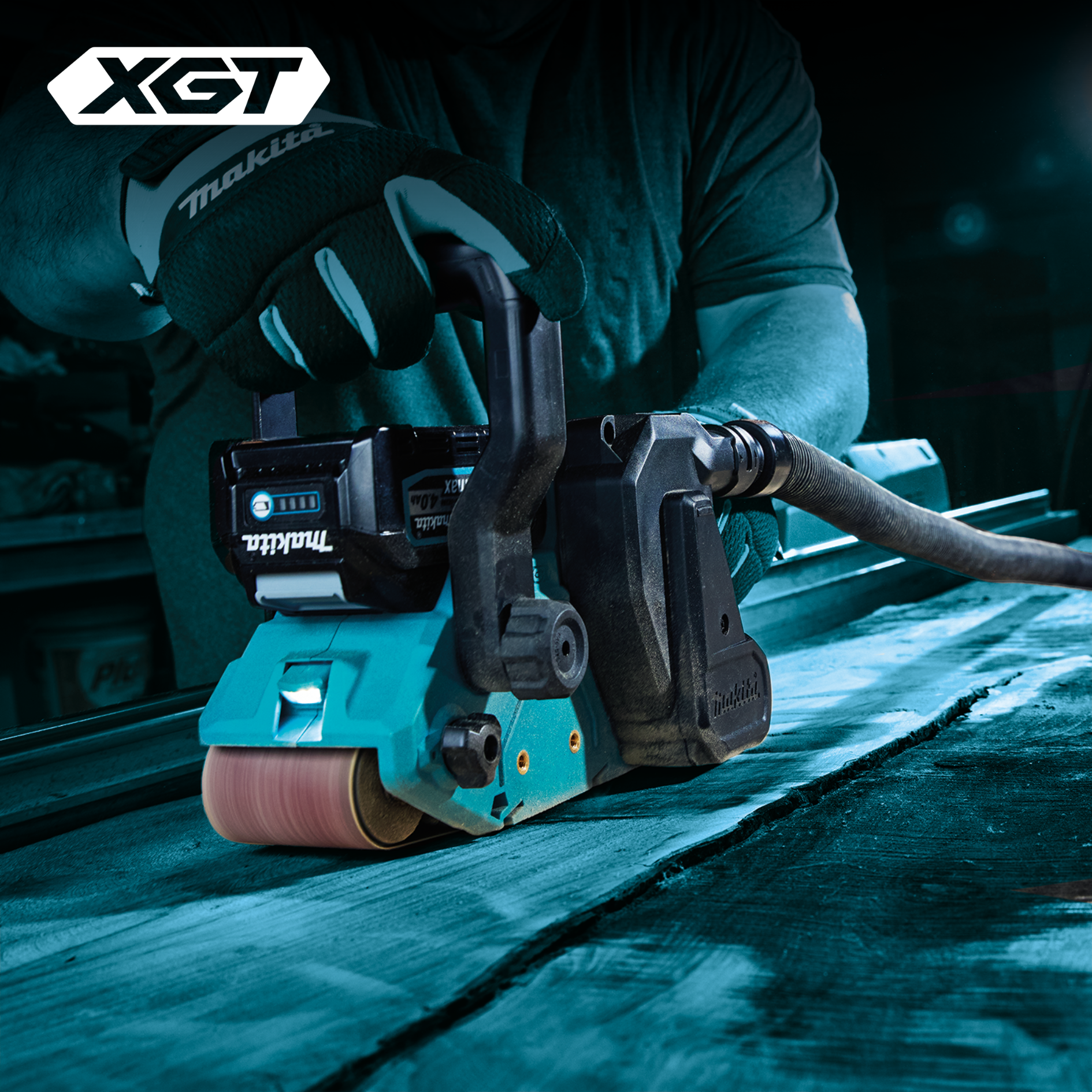 Makita Ponceuse à bande 3" x 21" sans balais 40Vmax XGT avec AWS, outil seul BS001GZ