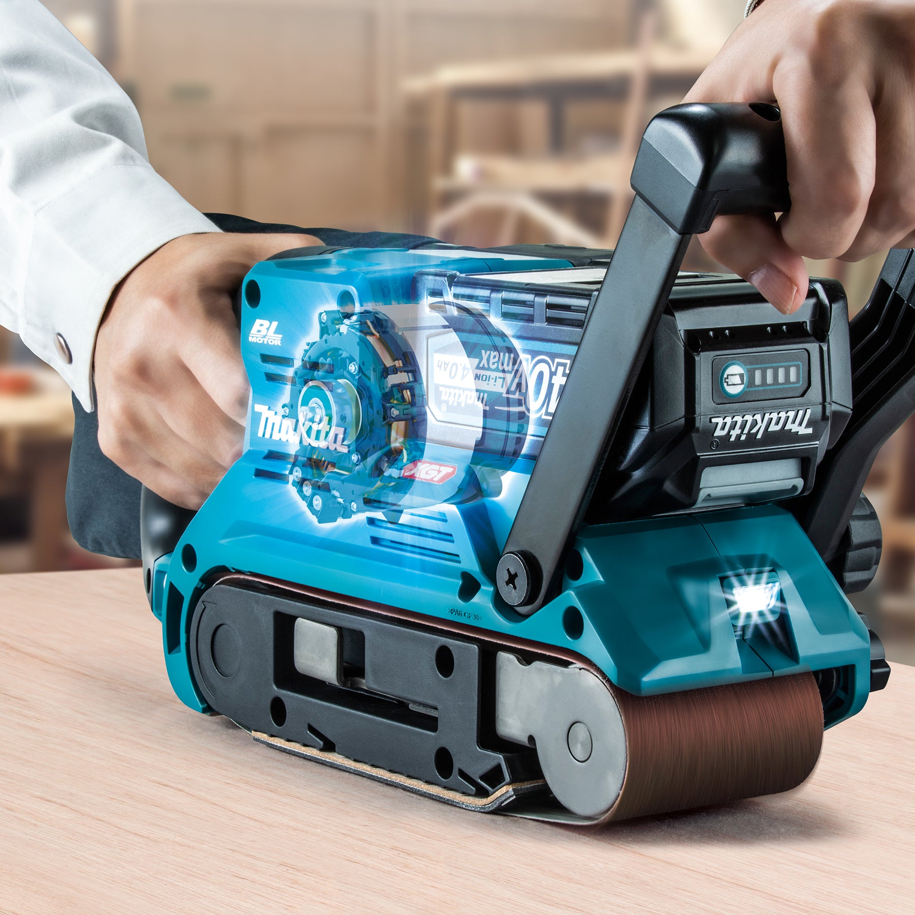 Makita Ponceuse à bande 3" x 21" sans balais 40Vmax XGT avec AWS, outil seul BS001GZ