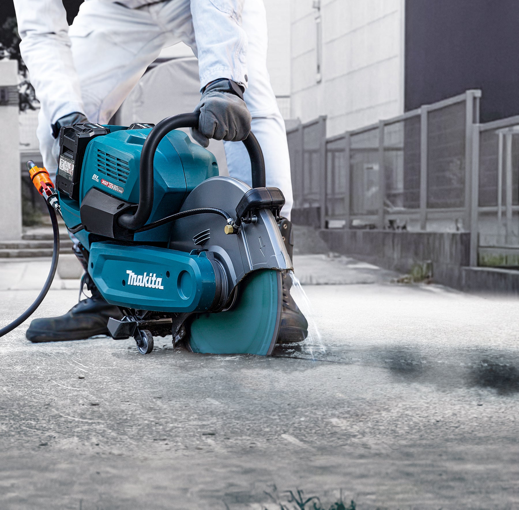 Makita 80V(40Vx2)max XGT Brushless 14" Power Cutter, 8.0Ah x4Kit CE001GL401