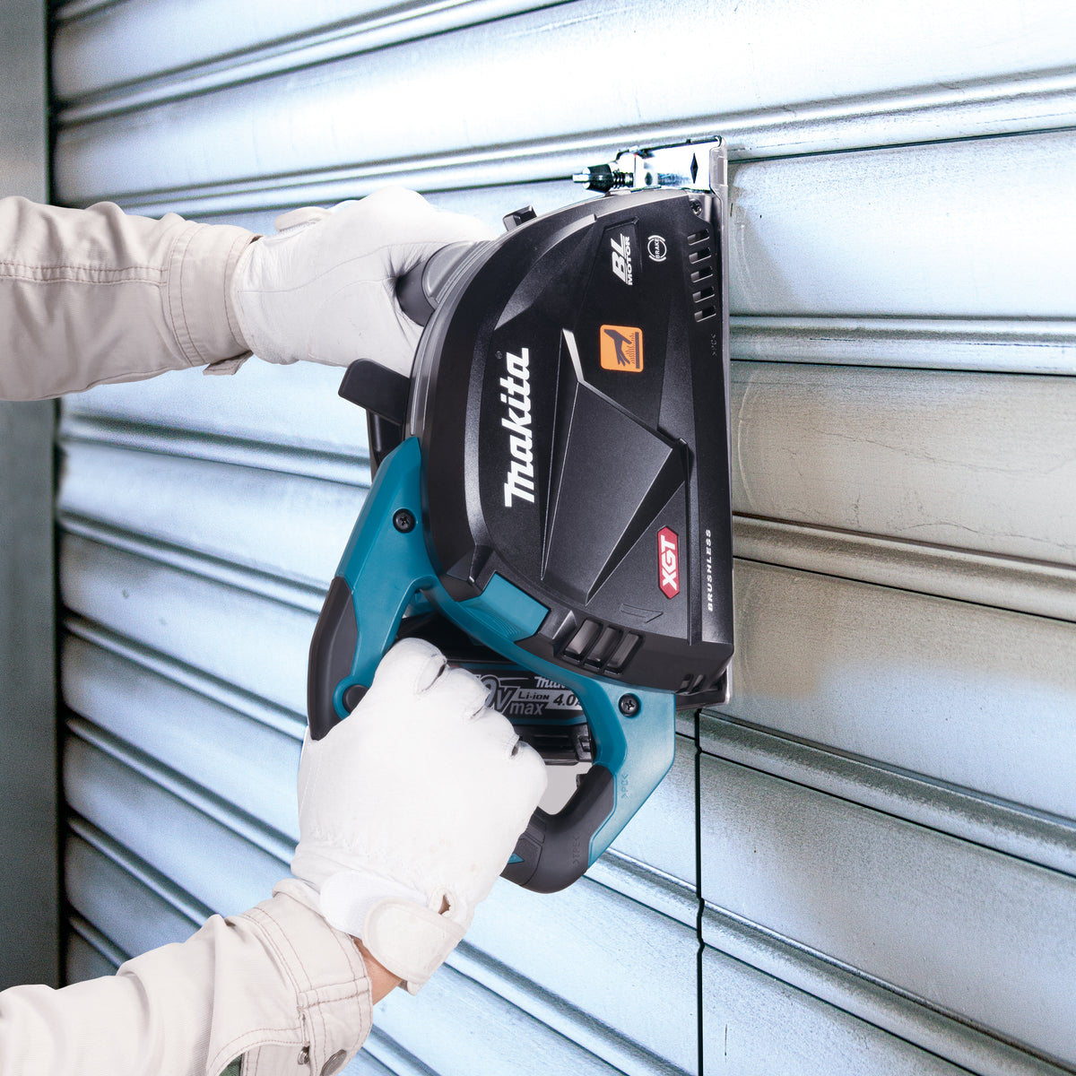 Makita Scie circulaire pour métaux sans balais 40Vmax XGT 7-1/4", machine seule CS002GZ