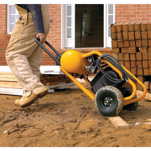 Dewalt 1.6 HP 225 PSI 4.5-Gal Continuous Compressor D55146
