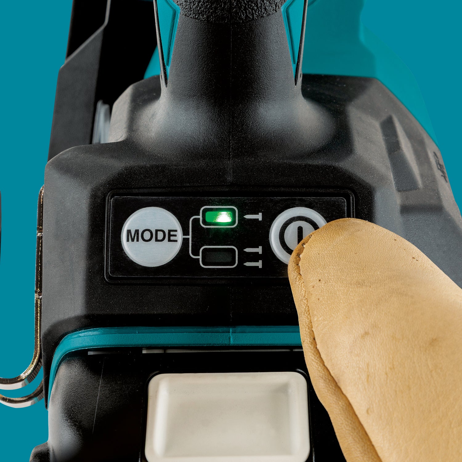 Makita Cloueuse de finition 16 ga 2-1/2" sans balais LXT 18V, angulaire, outil seul DBN610Z