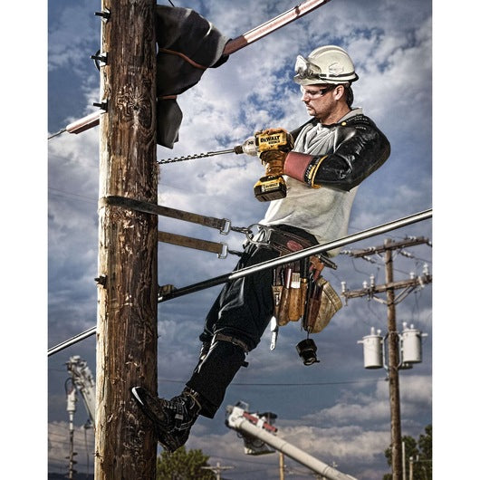 DeWalt Clé à chocs 7/16" à couple élevé 20V MAX* XR® avec kit de mandrin à dégagement rapide (5,0 Ah) DCF898P2
