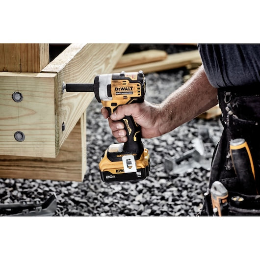 Dewalt 20V MAX* 3/8 in. Cordless Impact Wrench With Hog Ring Anvil Kit DCF913P2