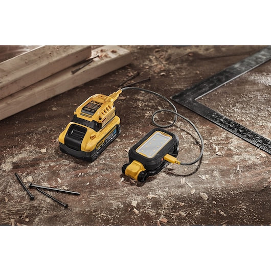 DeWalt Lampe de travail LED rechargeable DCL182 DCL182