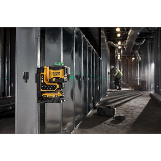 DeWalt Kit laser ligne 360° à télécommande 20V MAX* XR® DCLE34035D1