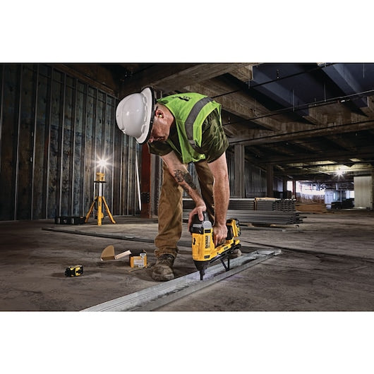 Dewalt 1" Magazine Cordless Concrete Nailer (Tool Only) DCN891B