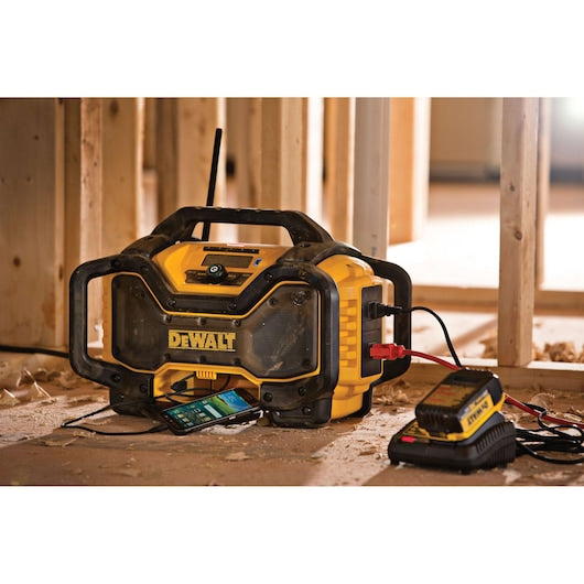 DeWalt Radio Chargeur Bluetooth DCR025