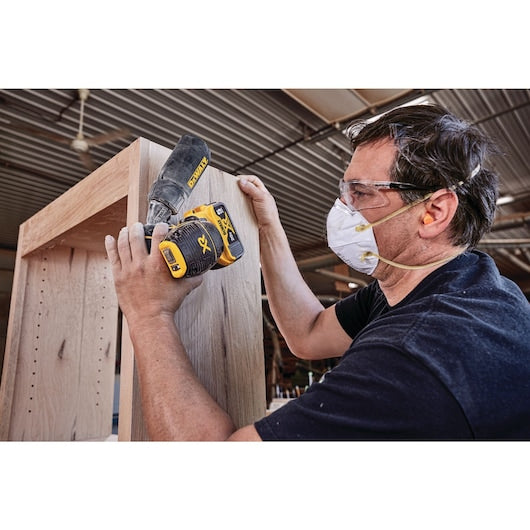 Dewalt 20V MAX* XR® 5 in. Brushless Cordless Variable-Speed Random Orbital Sander (Tool Only) DCW210B