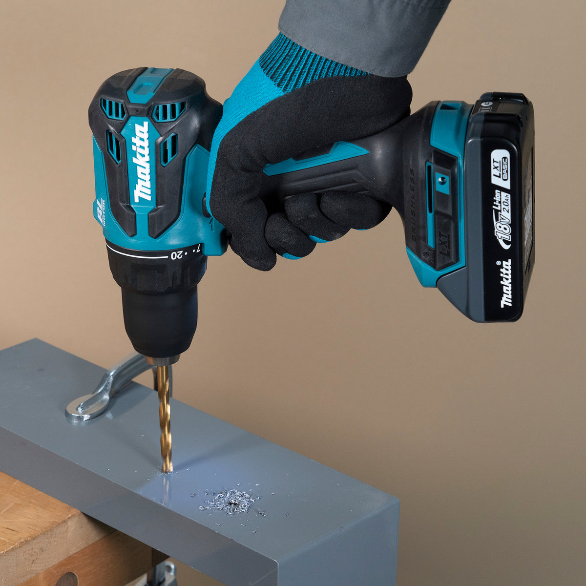 Makita Perceuse-visseuse sans balais 18V LXT 1/2", Outil seul DDF490Z