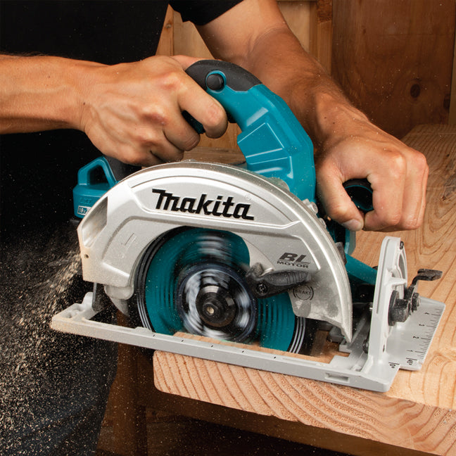 Makita Scie circulaire sans balais 7-1/4" 36V(18Vx2) LXT, outil seul DHS780Z