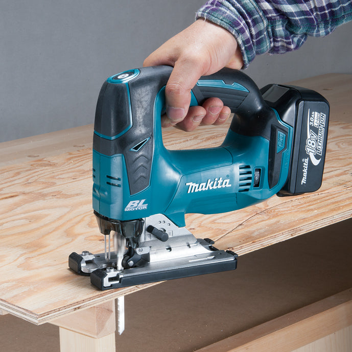 Makita Scie sauteuse sans balais 18V LXT avec poignée en D, outil seul DJV182Z
