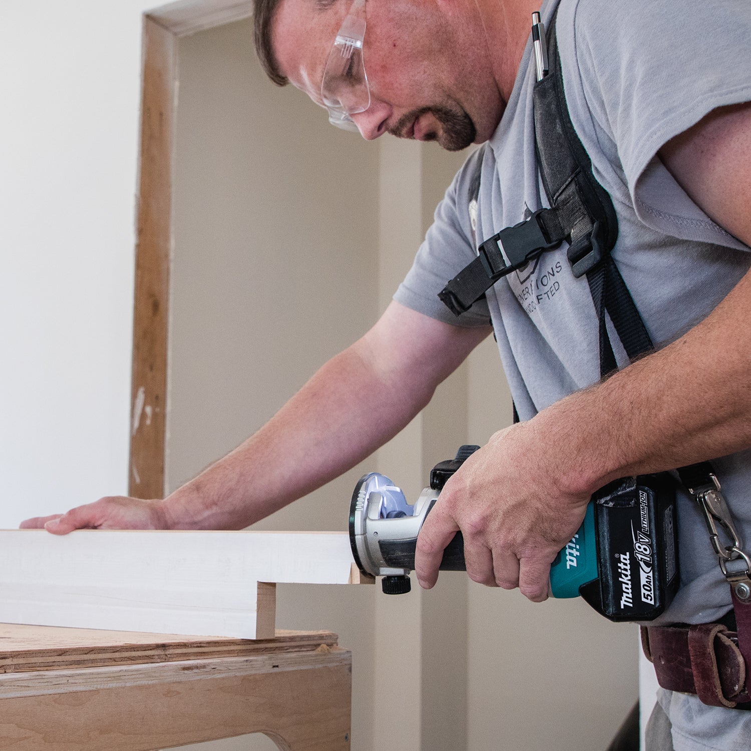 Makita 18V LXT Brushless Router w/Dust Extraction, Tool Only DRT50ZX4