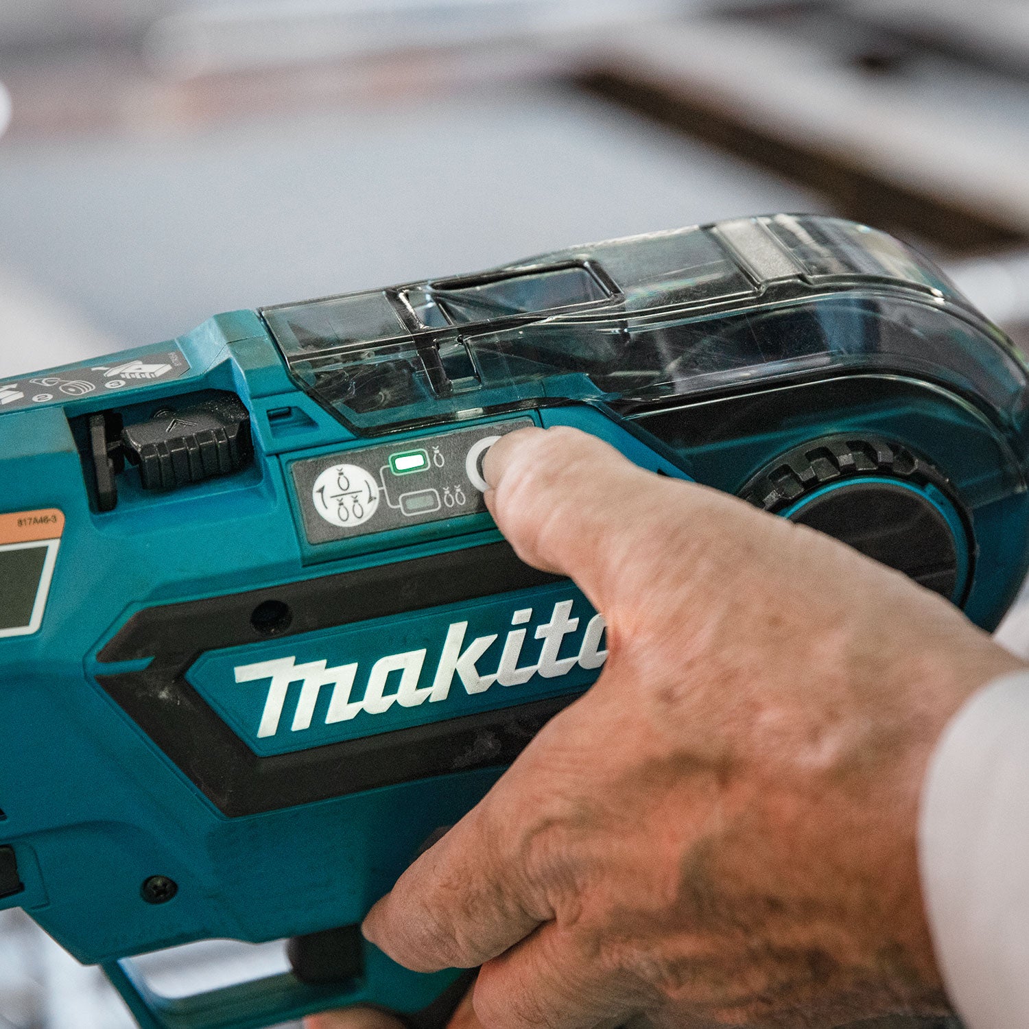 Makita 18V LXT Brushless Rebar Tying Tool, Tool Only DTR180ZK