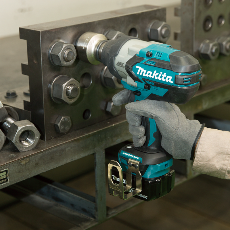 Makita Clé à chocs Brushless LXT 18V 3/4" à haut couple, outil seul DTW1001Z