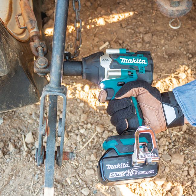 Makita Clé à chocs sans balais LXT 18V 1/2" avec bague de friction, outil seul DTW700XVZ
