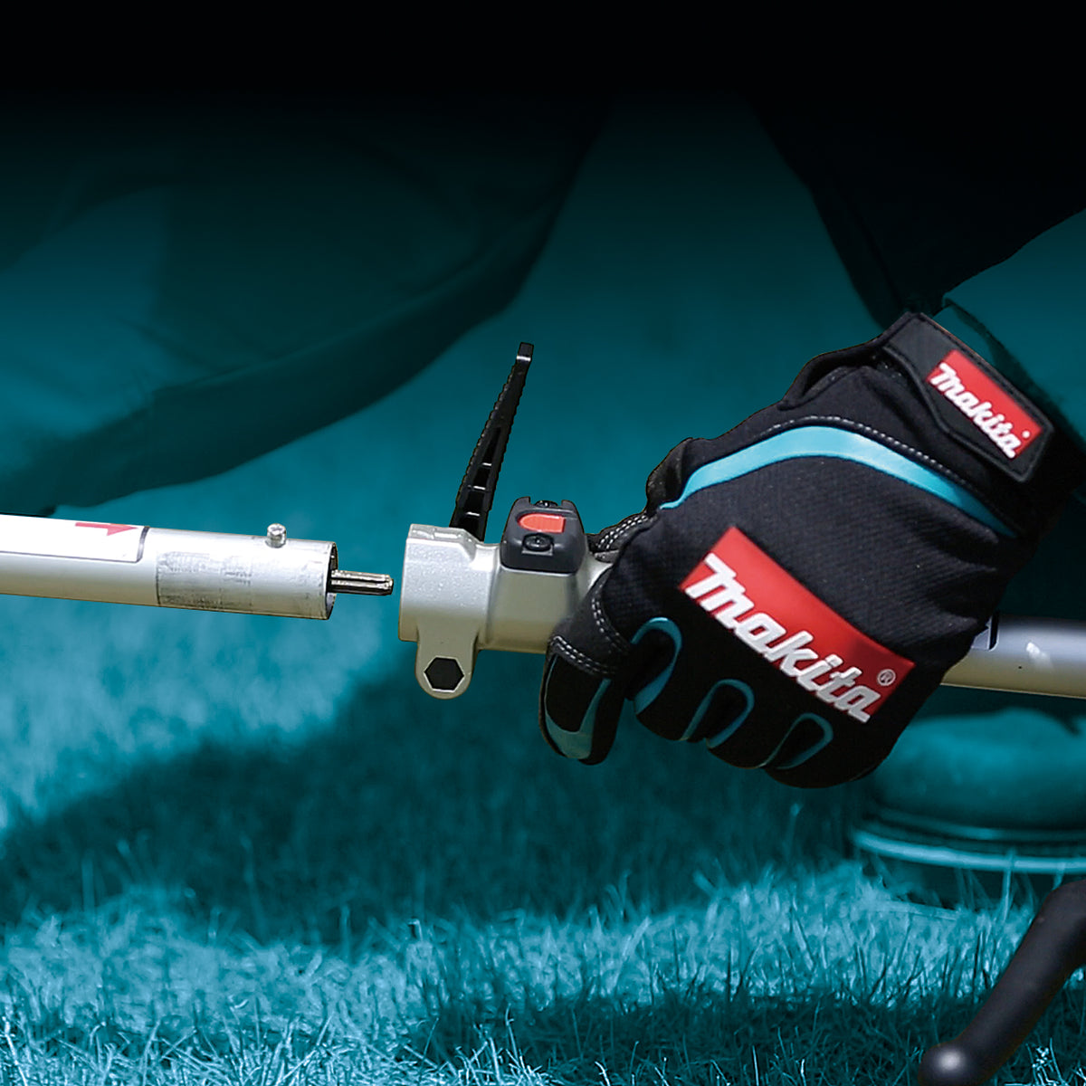 Makita Unité motrice Split Shaft Brushless 18V LXT avec tronçonneuse sur perche EY402MP, Kit avec 2 batteries 4.0Ah DUX18RMX12