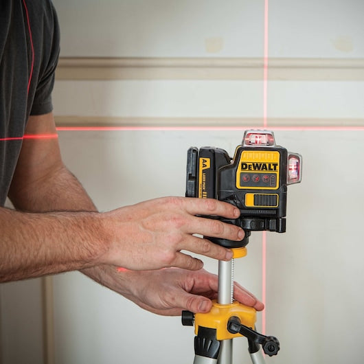Dewalt 12V MAX* Compatible Red 3 X 360 Line Laser DW089LR