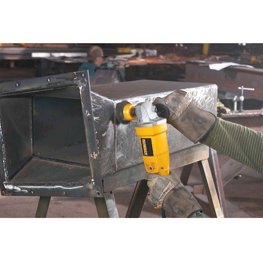 DeWalt DW831 Meuleuse d'angle moyenne 5 po (125 mm) DW831