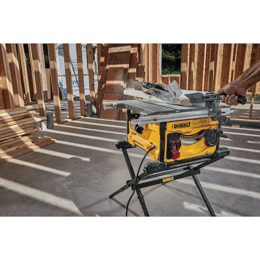 DeWalt Scie à table compacte DWE7485 8-1/4 po. pour chantier DWE7485