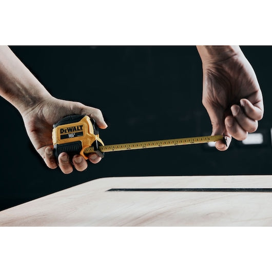 Dewalt ATOMIC COMPACT SERIES™ 16 ft. Tape Measure DWHT38116S