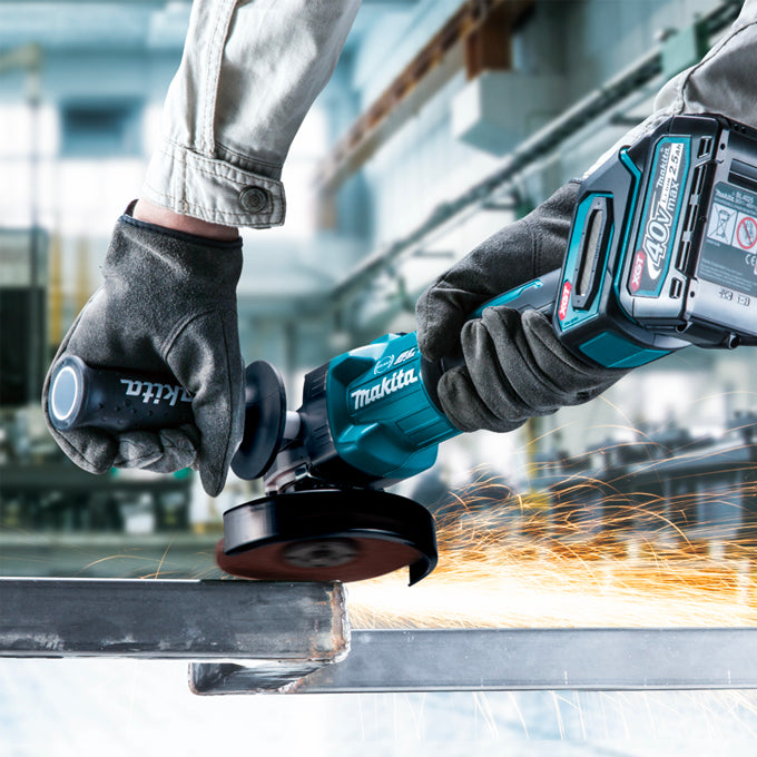 Makita Meuleuse d'angle sans balais 5" 40Vmax XGT avec interrupteur à pouce, outil seul GA005GZ