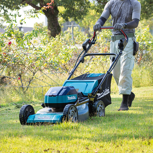 Makita 64Vmax Brushless 21" Self-Propelled Lawn Mower, 10.0Ah x1Kit LM004JB101