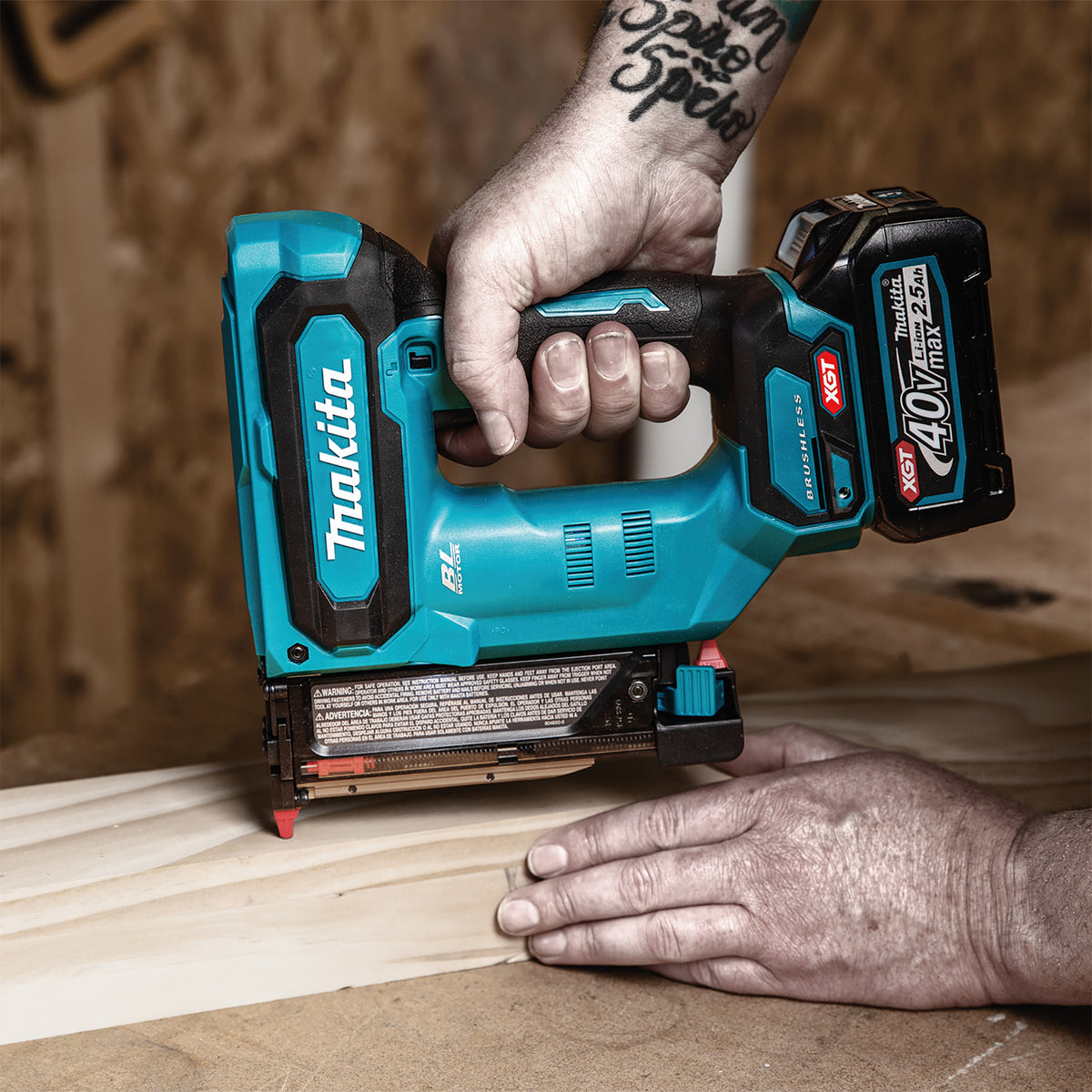 Makita Cloueuse à broches 23 ga 1-3/8" sans balais 40Vmax XGT, Outil seul PT001GZ
