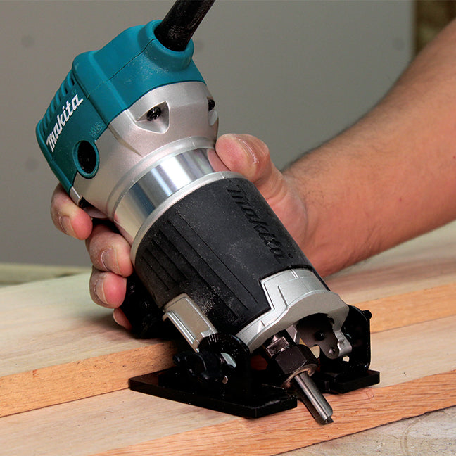 Makita Défonceuse compacte 1-1/4 CV RT0701C