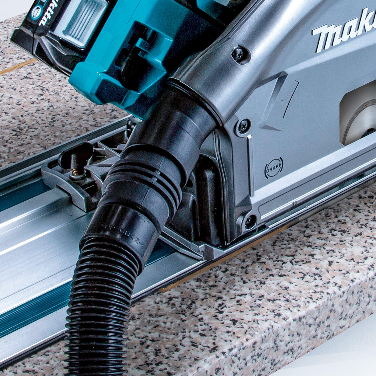 Makita Scie circulaire plongeante sans balais 40Vmax XGT avec AWS, Machine seule SP001GZ02