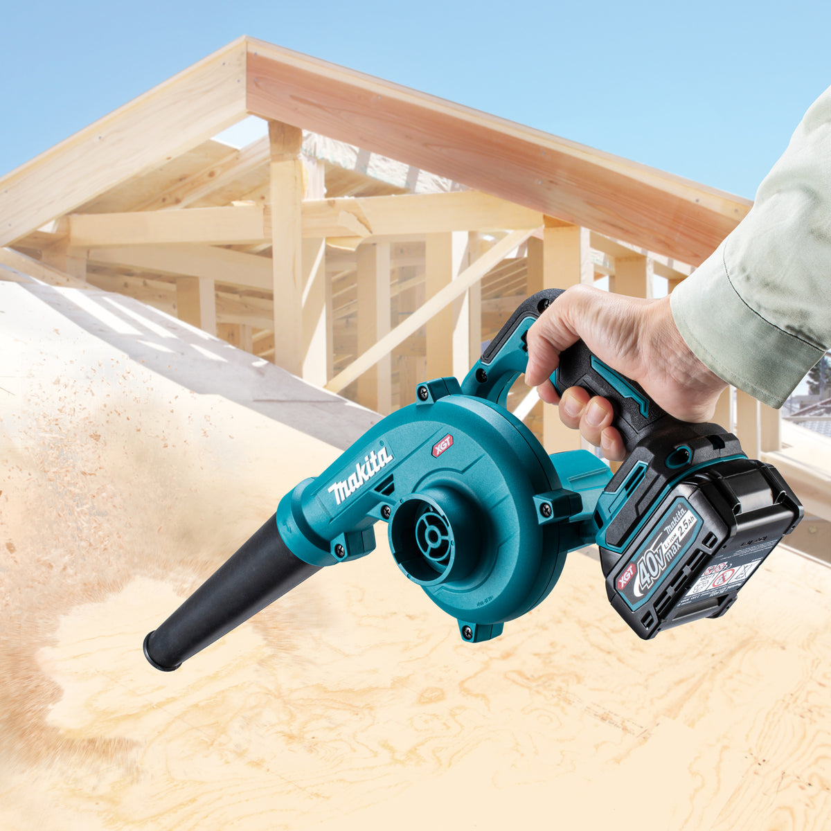 Makita Souffleur 40Vmax XGT 127CFM, Machine seule UB002GZ