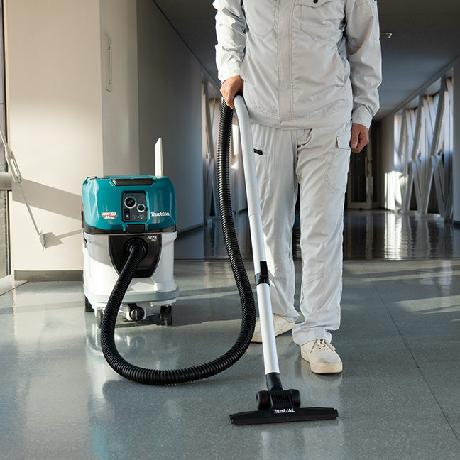 Makita 80V(40Vx2)max XGT Brushless 40 L Wet/Dry Vacuum Cleaner, Tool Only VC007GLZ02