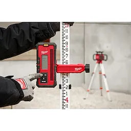 Milwaukee Pince de fixation pour récepteur laser rotatif 48-35-3703