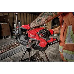 Milwaukee M18 FUEL™ Scie à bande compacte à double gâchette (outil seul) 2829S-20