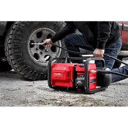 Milwaukee Compresseur compact silencieux 2 gallons M18 FUEL™ 2840-20
