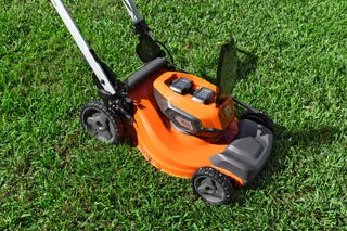 Husqvarna Husqvarna Lawn Xpert™ LE-322R avec batterie et chargeur 970607602