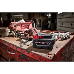 Milwaukee Batterie résistante M18™ REDLITHIUM™ XC5.0 48-11-1850R