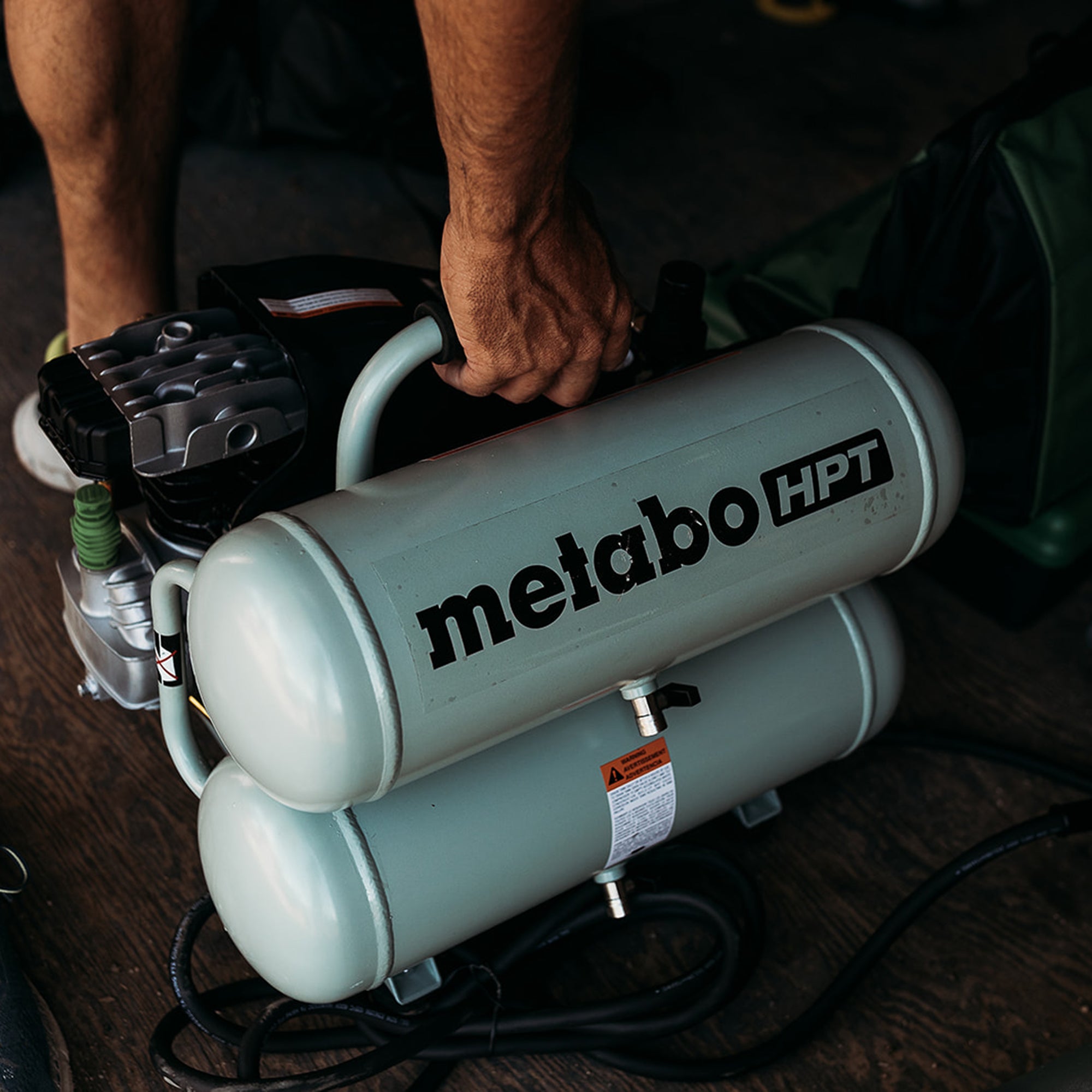 Metabo HPT Compresseur d'air électrique portable Twin Stack 4 gal | Metabo HPT EC99S EC99S