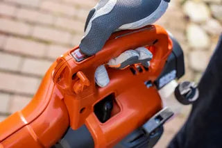 Husqvarna 125B Handheld Gas Leaf Blower 952711925