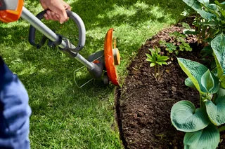 Husqvarna 110iL FLXi Battery Combi Trimmer with String Trimmer Attachment (Battery & Charger Included) 970531208