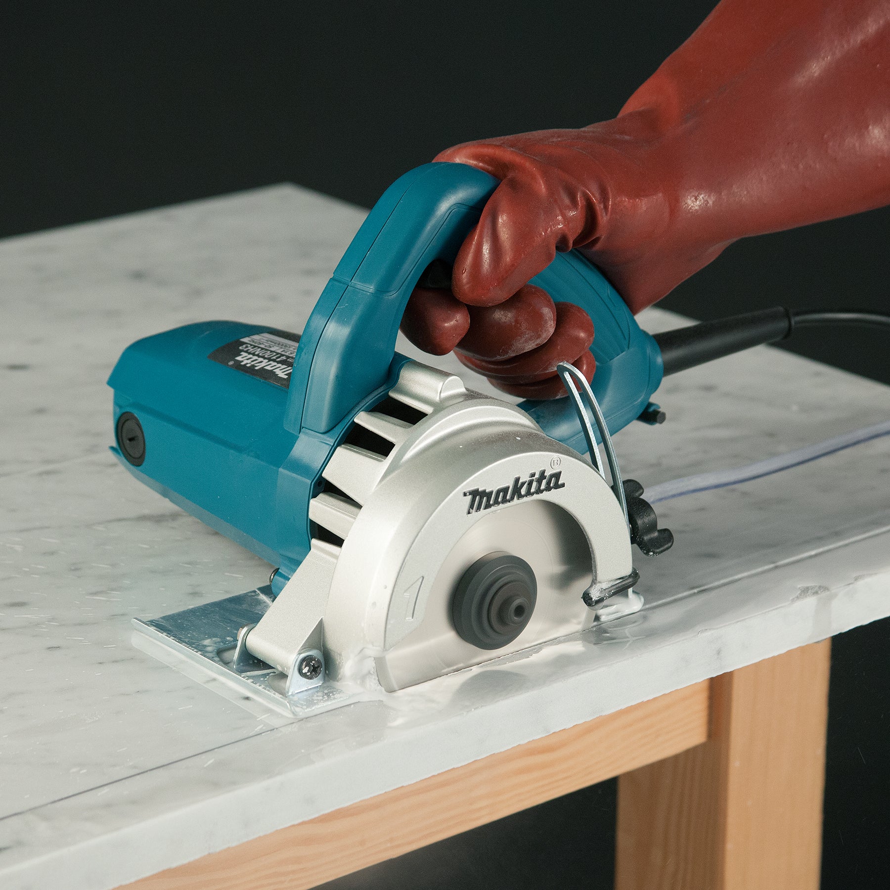 Makita 4-3/8" Masonry Saw 4100NH3ZX