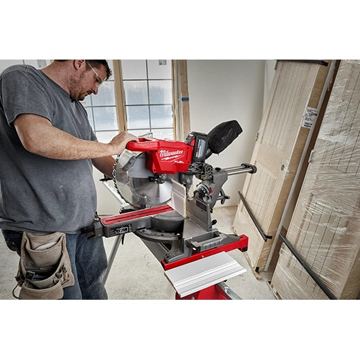 Milwaukee Scie à onglet à glissière compound à double biseau 12" M18 FUEL™ – Outil seul 2739-20