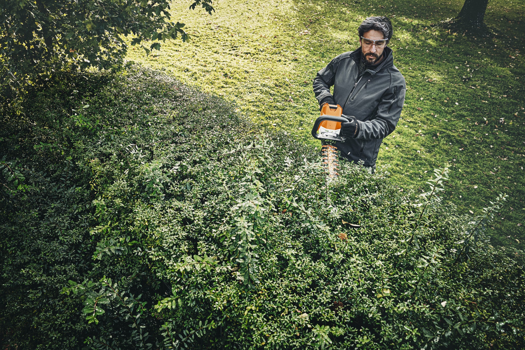 STIHL HSA 100 Tondeuse à haies (AP) HA070113502