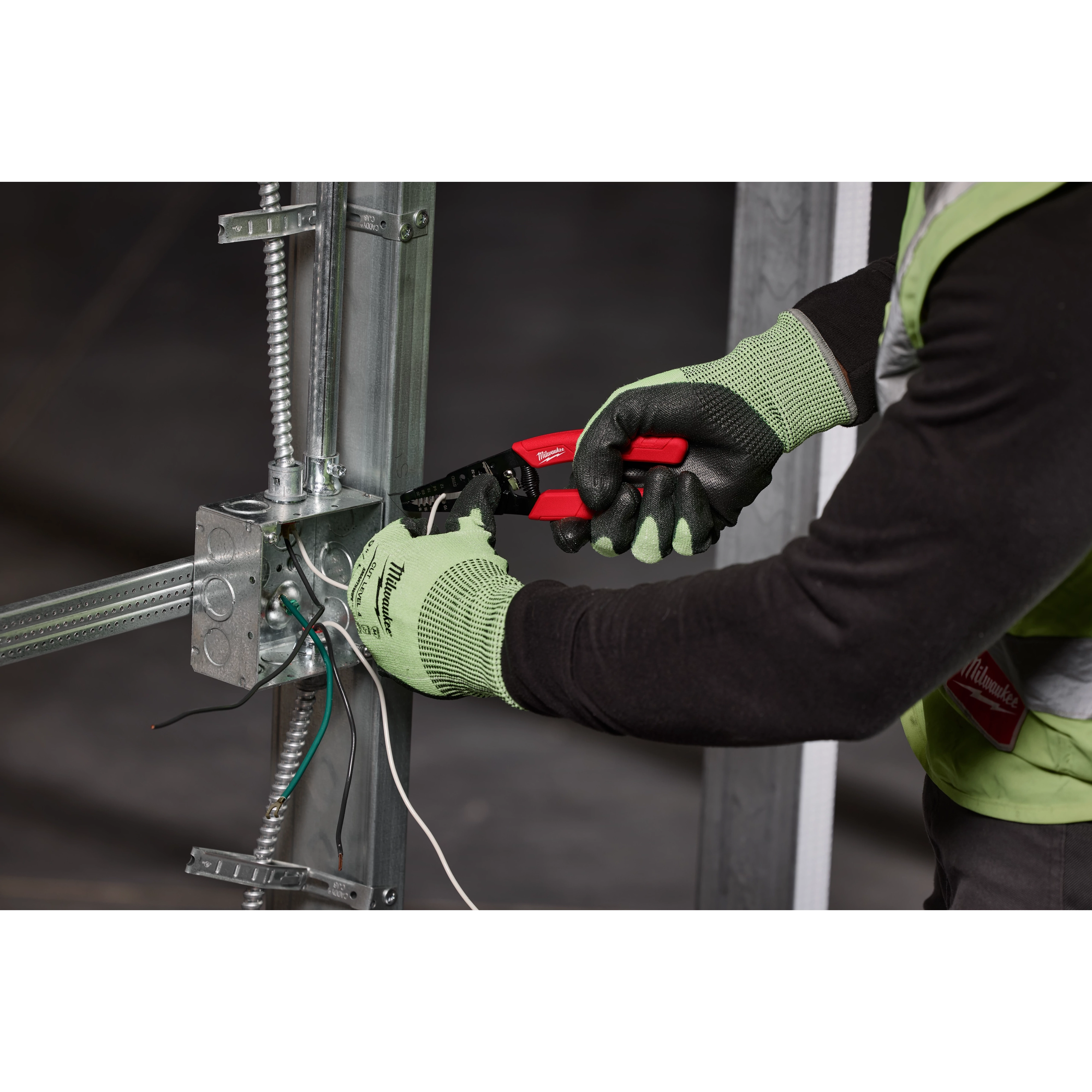 Milwaukee Pince à dénuder et coupe‑fil Comfort Grip 10‑20 AWG 48-22-3050